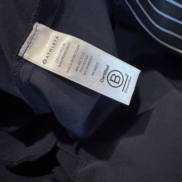 ATHLETA Tribeca Navy Blue Wide Leg Cropped Athletic Jogger Pants Size 16 T Tall - Picture 5 of 6